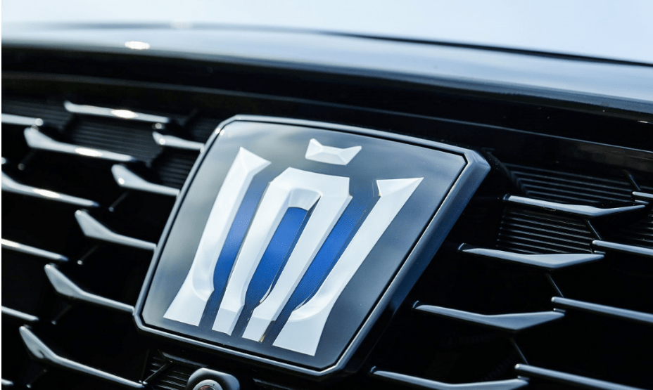 介绍个皇冠信用盘网址_内饰高级时尚的一汽丰田皇冠陆放介绍个皇冠信用盘网址,为出行生活赋能