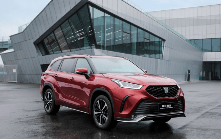 皇冠信用盘可以占几成_安全感爆棚皇冠信用盘可以占几成,一汽丰田皇冠陆放整车品质毋庸置疑