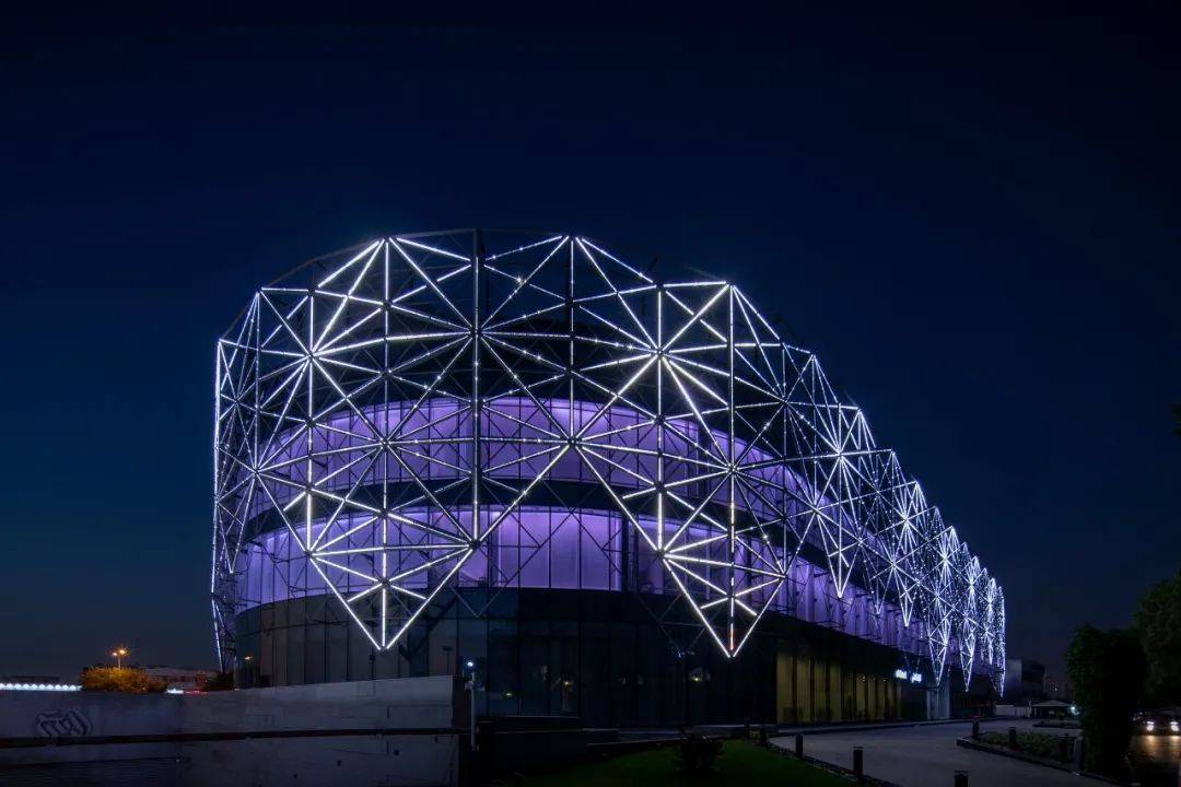 皇冠会员开户_高级会员 | 王岳:艺术与科技的融合皇冠会员开户,灯光传承皇冠之上的荣耀