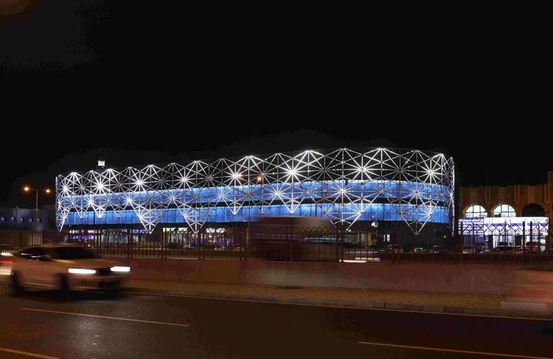 皇冠会员开户_高级会员 | 王岳:艺术与科技的融合皇冠会员开户,灯光传承皇冠之上的荣耀