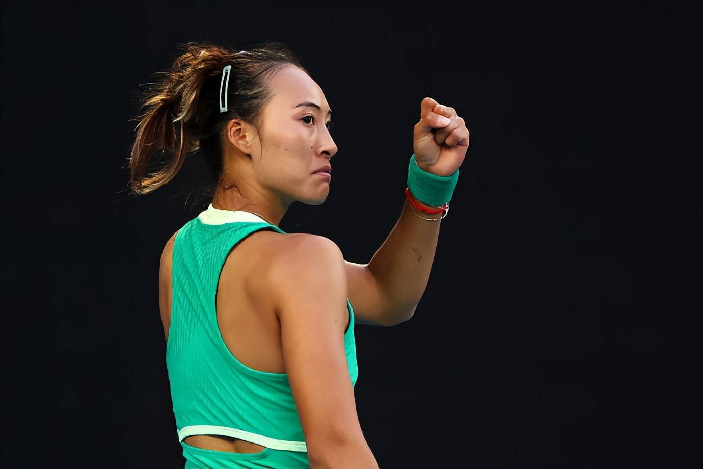 亚洲杯直播_CCTV5直播中国金花郑钦文+张之臻出战澳网亚洲杯直播,2大平台直播亚洲杯