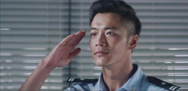 Crown Football Network_父亲是央视“一哥”Crown Football Network,他低调娶影后之女,39岁生一女成人生赢家