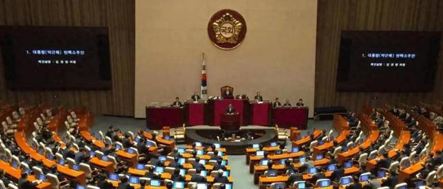 Crown Football Platform Agent
_尹锡悦命运迎来转折?11000人聚集总统官邸外Crown Football Platform Agent
,在野党棋差一招