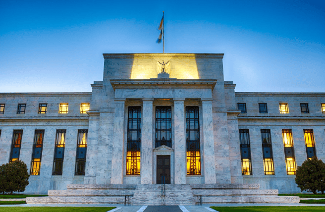 皇冠球盘app_丑闻曝光!马斯克摸到“禁区”皇冠球盘app,36万亿美债造假?特朗普彻底坐不住了