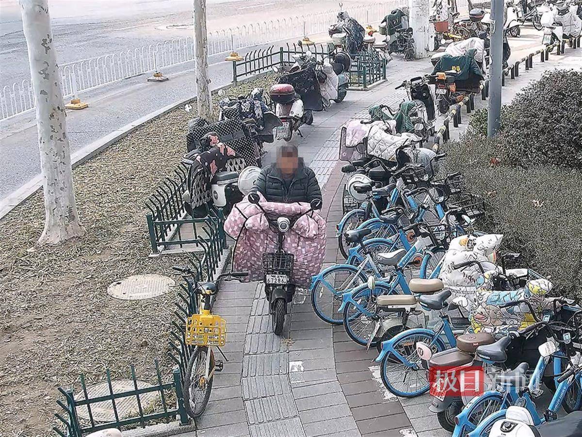 皇冠信用網会员开户
_男子盗电动车被抓皇冠信用網会员开户
,认出抓捕民警竟是自己9年前的碰瓷对象,乖乖交代盗窃细节