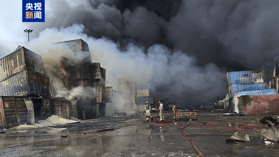 皇冠信用登2代理
_港口爆炸致40死1000多伤皇冠信用登2代理
,伊朗全国哀悼!总统和最高领袖下令彻查,更多细节披露