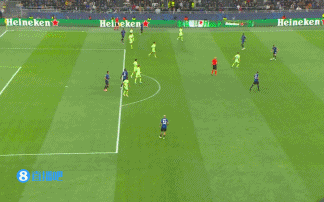 皇冠信用網账号开通
_半场-国米暂2-0巴萨 劳塔罗破门+造点恰尔汗奥卢点射