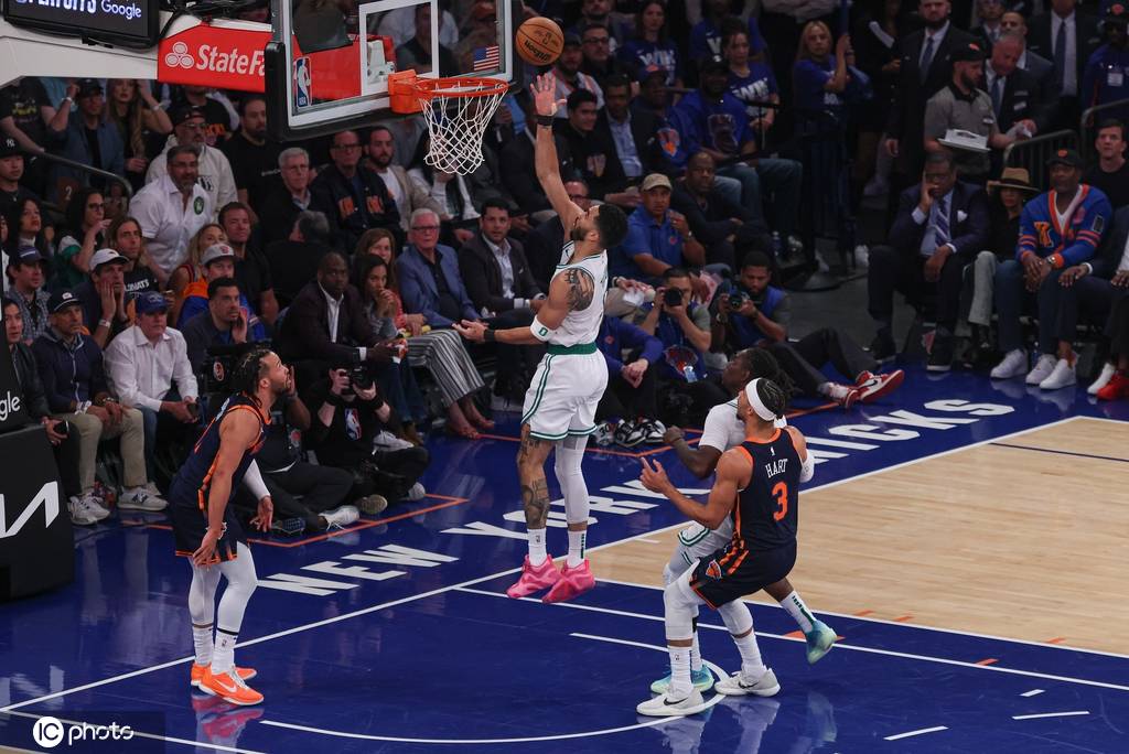 皇冠登一登二登三区别
_布伦森39分塔图姆42+8伤退 尼克斯胜绿军3-1夺赛点