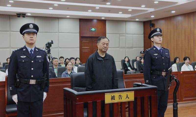 皇冠登3新2管理
_河北省纪委原副书记、省监委原副主任陈玉祥受贿案一审宣判