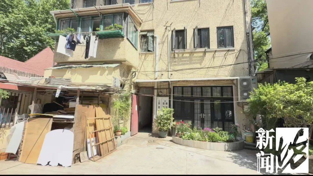皇冠足球平台代理
_祸从“天”降皇冠足球平台代理
！上海这些居民集体抗议：怎么能这么干？胆也太肥了！
