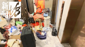 皇冠信用网出租
_垃圾堆满皇冠信用网出租
,臭到离谱!上海顶流豪宅业主也拾荒?邻居直呼倒大霉,不能忍!