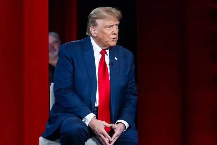 皇冠信用网
_特朗普满嘴跑火车皇冠信用网
,电话刚挂就打“台湾牌”,国防部打开天窗说亮话