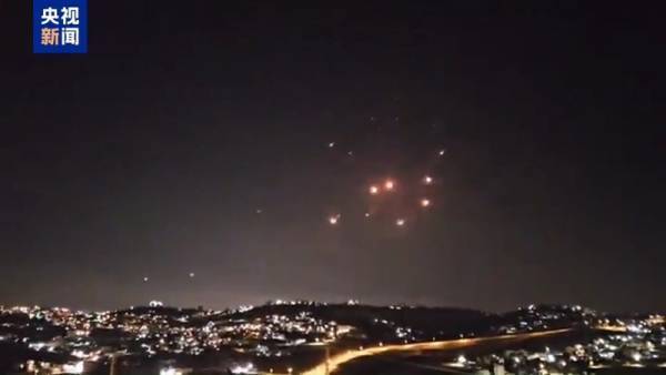 独赢
_胡芽:民众一开始还不慌独赢
,相信以色列的防空力量,直到看到伊朗导弹落地…