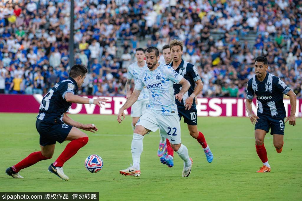 上半场比赛
_世俱杯-39岁拉莫斯破门劳塔罗扳平 齐沃首秀国米1-1蒙特雷