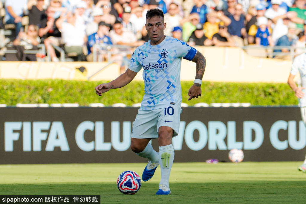 上半场比赛
_世俱杯-39岁拉莫斯破门劳塔罗扳平 齐沃首秀国米1-1蒙特雷