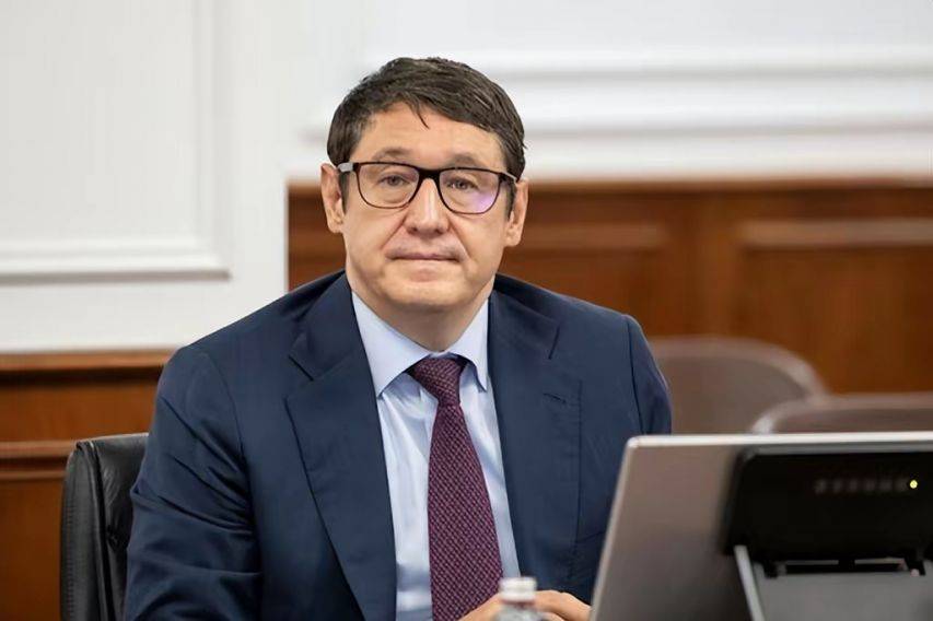 洛杉矶v法林明高RJ_不许石油过境洛杉矶v法林明高RJ,中俄出现重大分歧?关键时刻,一架中方专机离开北京