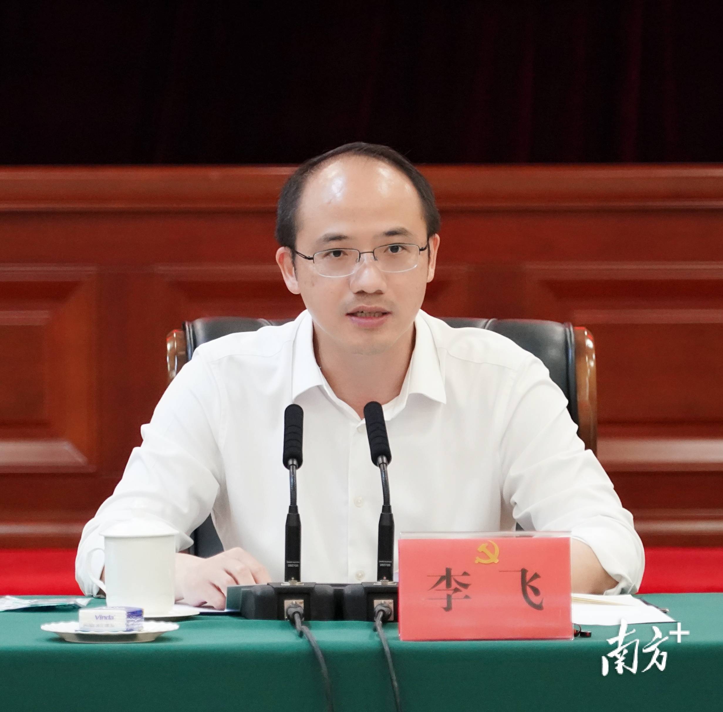 日本J1联赛
_“80后”博士、汕头市濠江区委书记李飞已任市委常委