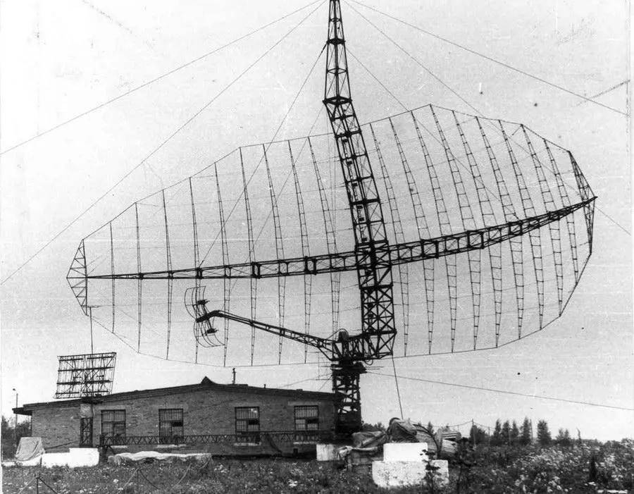 反恐精英投注_B-2横穿中国轰炸伊朗反恐精英投注,中国雷达没有发现?这是正常人想出来的?