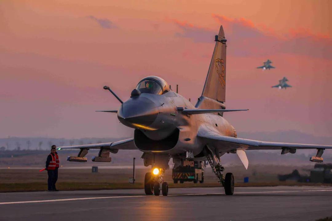 DOTA2: CCT SERIES(3场2胜)_俄媒爆料!伊朗放弃苏-35改买歼-10CDOTA2: CCT SERIES(3场2胜),引进地下生产线?