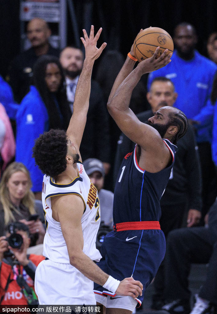 皇冠信用_37岁洛佩兹2年1800万加盟快船皇冠信用!从雄鹿冠军到洛城新王朝