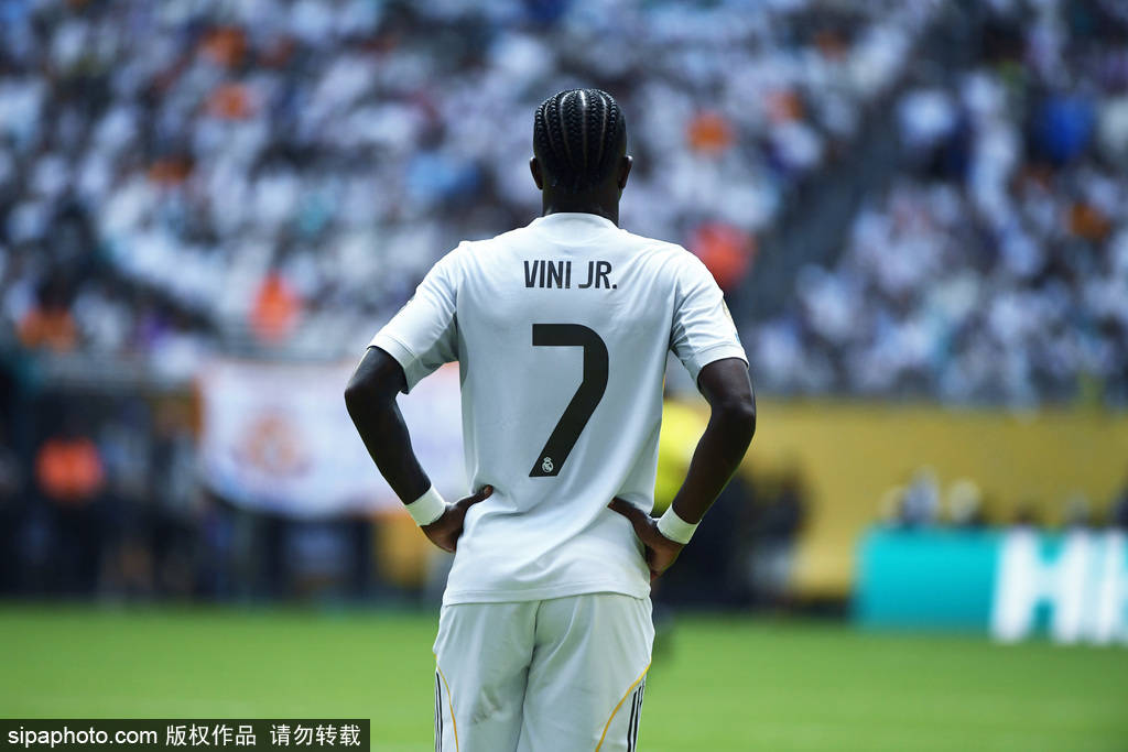 邦加vs考诺萨基列斯_皇马vs尤文0-0僵持邦加vs考诺萨基列斯!迪格雷戈里奥神扑救命 贝林厄姆错失良机