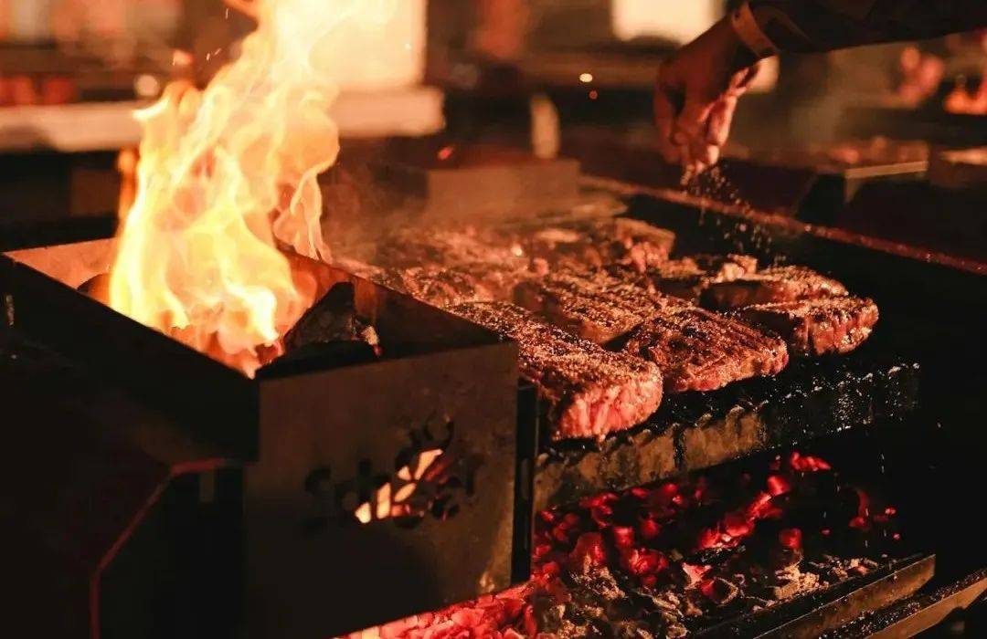 怎么注册皇冠信用網_“漂亮饭”占领三里屯