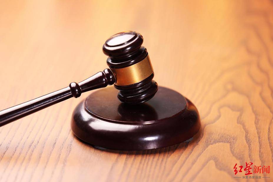 皇冠信用出租代理_索要手机无果皇冠信用出租代理,两男孩竟将14岁男孩打伤住院!法院判打人者共赔偿1.4万