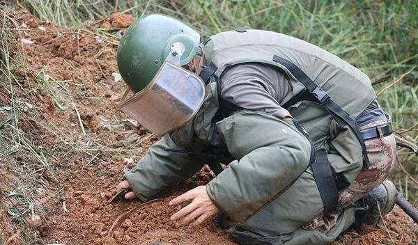 2025-2026英格兰冠军联赛赛程积分_炸断腿还连着肉2025-2026英格兰冠军联赛赛程积分!乌克兰等6国宣布退出“禁止地雷条约”