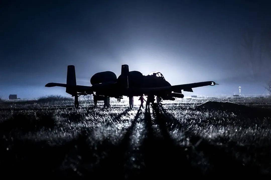 林菲尔德VS谢尔伯恩_来给歼-20当靶子?美军计划退役全部162架A-10林菲尔德VS谢尔伯恩,准备卖给台湾?