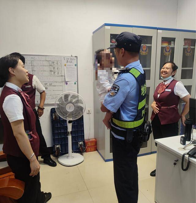 采列VS沙巴巴库_惊险!女子把小婴儿忘在南宁地铁站采列VS沙巴巴库,庆幸……