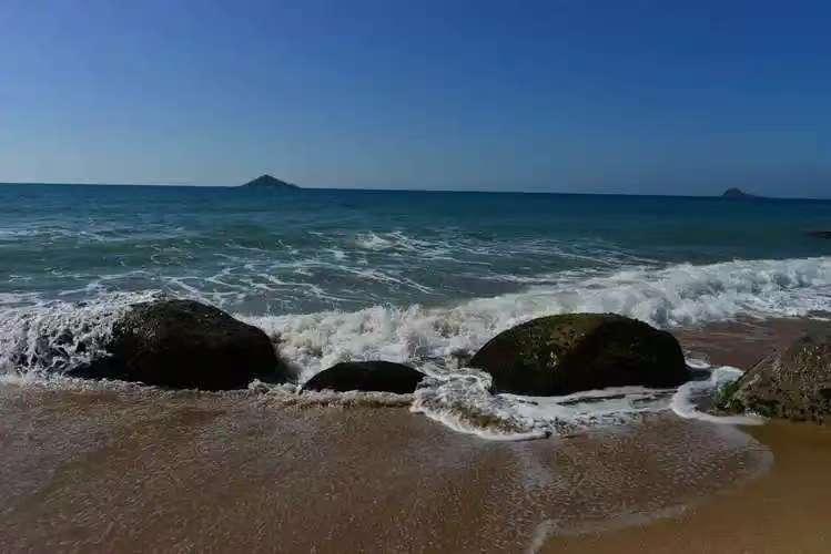 布若亚VS罗斯_以为中国只会口头警告布若亚VS罗斯,立陶宛防长访问菲律宾,公开叫板:面对共同威胁