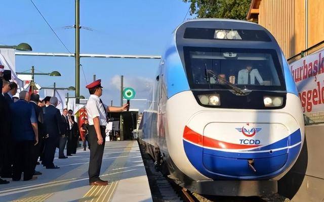 巴基VS奈尼_刚与美达成协议巴基VS奈尼,就对华加税5年?中方手里的4张牌,越南扛得住吗