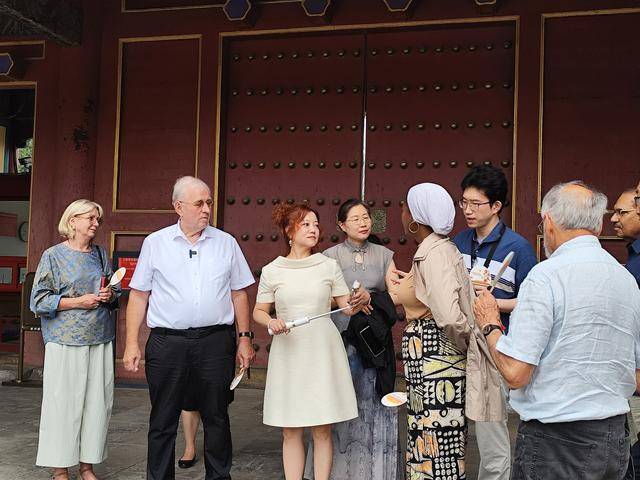 亚特兰大梦想篮球_巴基斯坦前总理特别助理:北京人是北京最大的财富