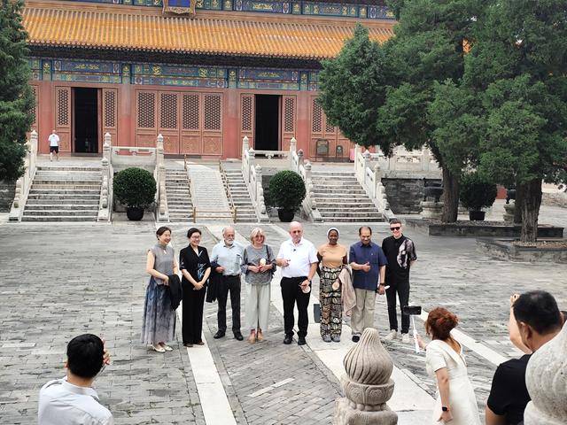 亚特兰大梦想篮球_巴基斯坦前总理特别助理:北京人是北京最大的财富