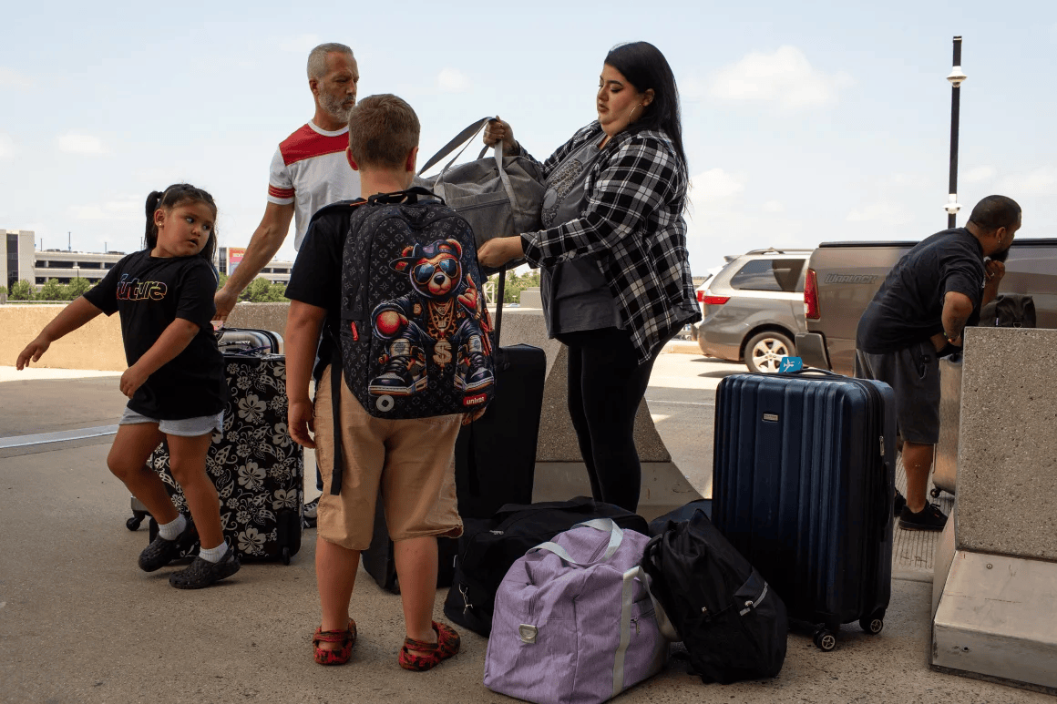 西雅图风暴比分_一家人自愿被驱逐出美国:“留在这里是一场赌博”