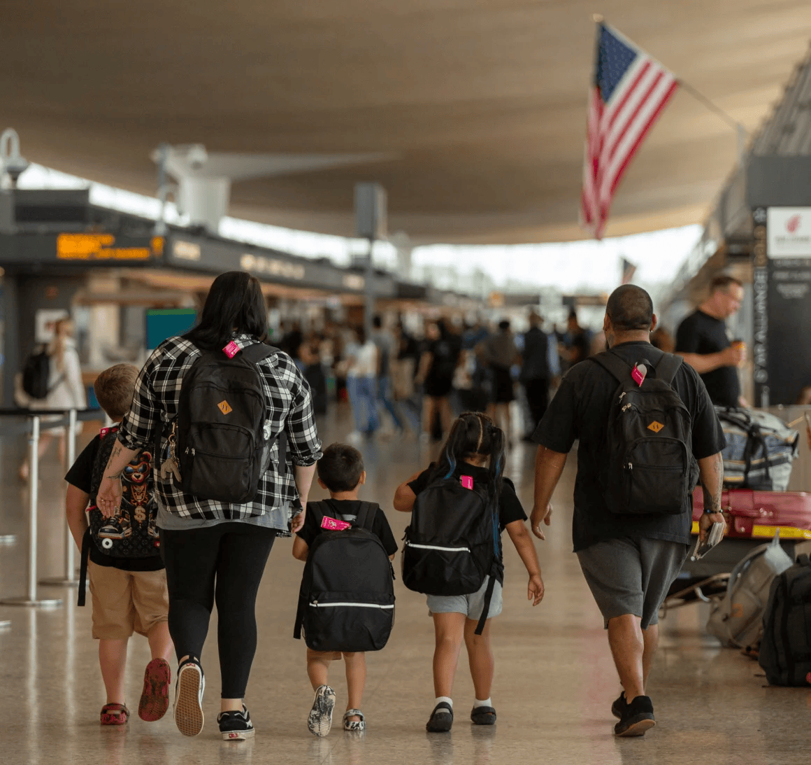 西雅图风暴比分_一家人自愿被驱逐出美国:“留在这里是一场赌博”