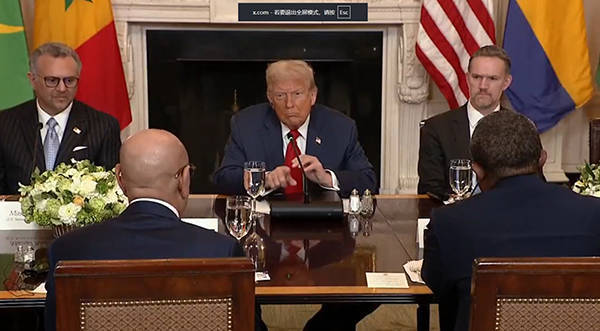 明尼苏达山猫篮球_非洲领导人正发着言明尼苏达山猫篮球,特朗普催进度:如果各位能只说名字和国家,那就太好了