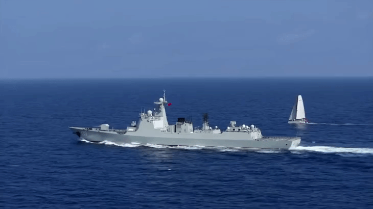 皇冠博彩官网_网传德国侦察机飞越052D舰皇冠博彩官网，威胁安全，中方激光照射才是理直气壮