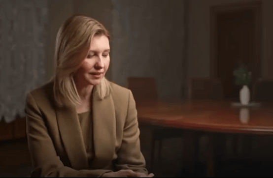 皇冠体育官方
_乌媒:乌克兰“第一夫人”坦言皇冠体育官方
,曾希望丈夫泽连斯基在2019年总统选举中落败