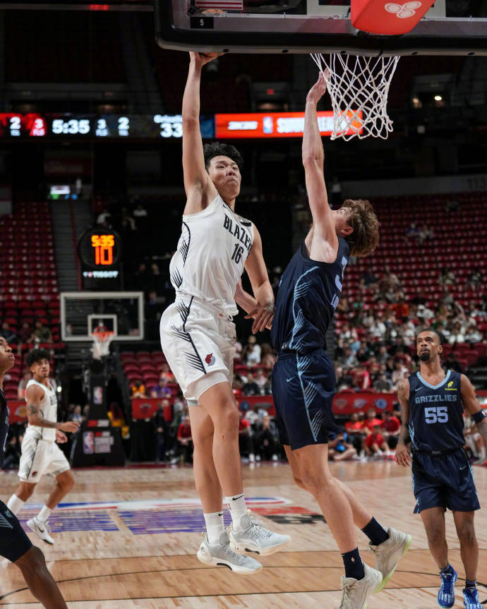 介绍个信用網网址
_杨瀚森背靠背10+5+5失误 夏联次战开拓者遭灰熊逆转