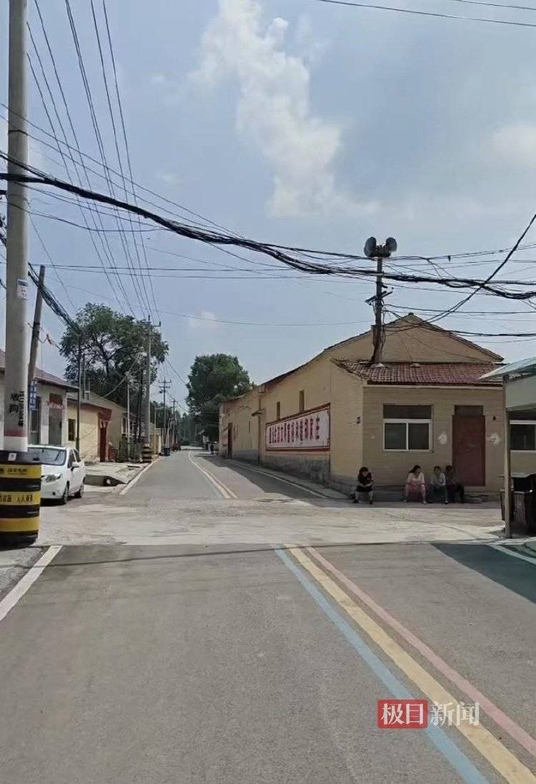 世界球会冠军_山西大爷写《我的母亲》火爆全网世界球会冠军,村民:他当过兵,所写内容都是实情