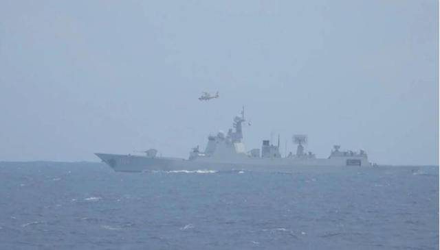 皇冠信用网在线注册_面对菲海警的驱逐皇冠信用网在线注册,中国侦察船不语,舰载机起飞,直接4个字定性