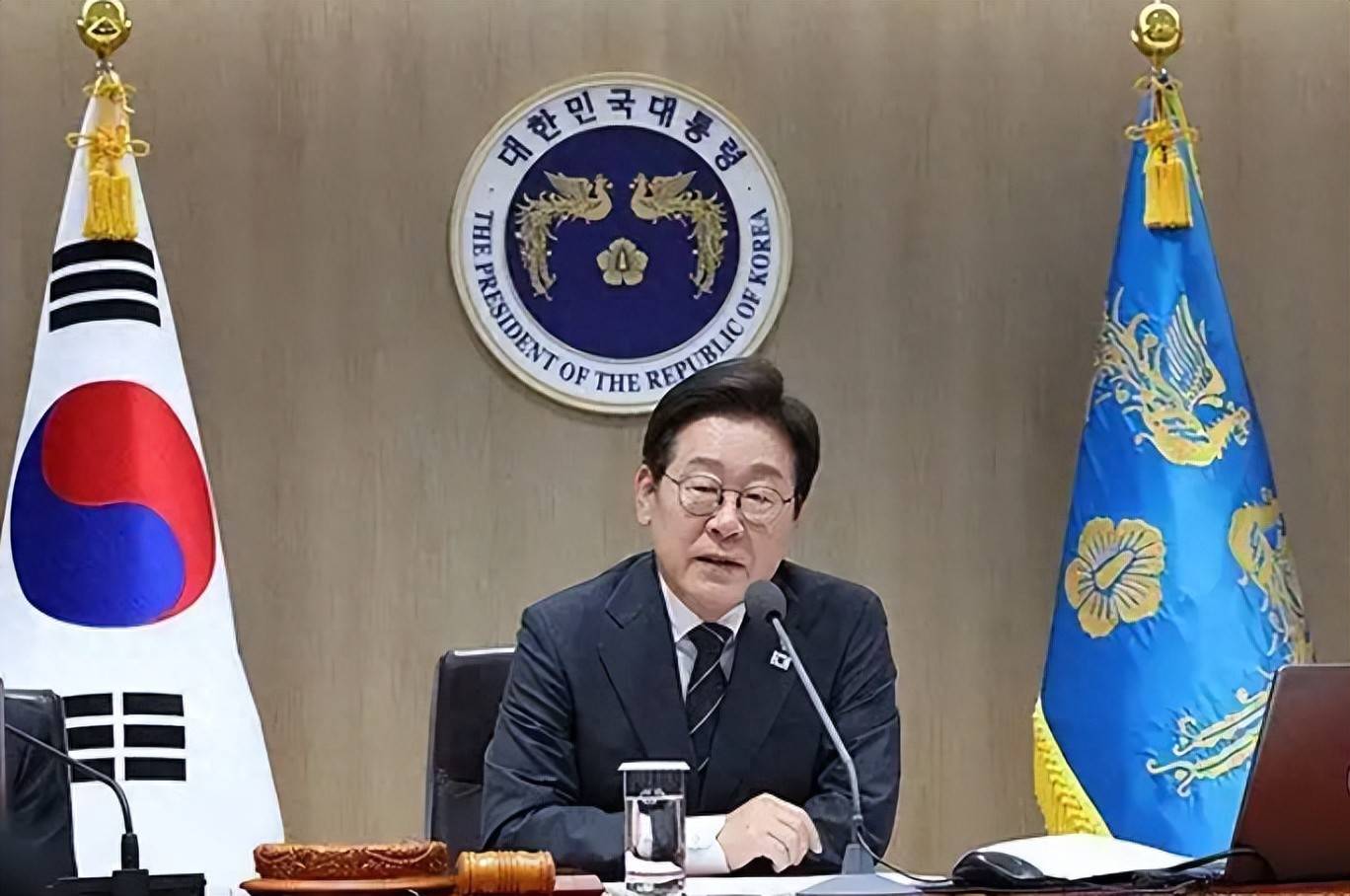 狼队vs曼城_思考13天狼队vs曼城，李在明决定不参加中国阅兵仪式，韩国还要看特朗普的脸色