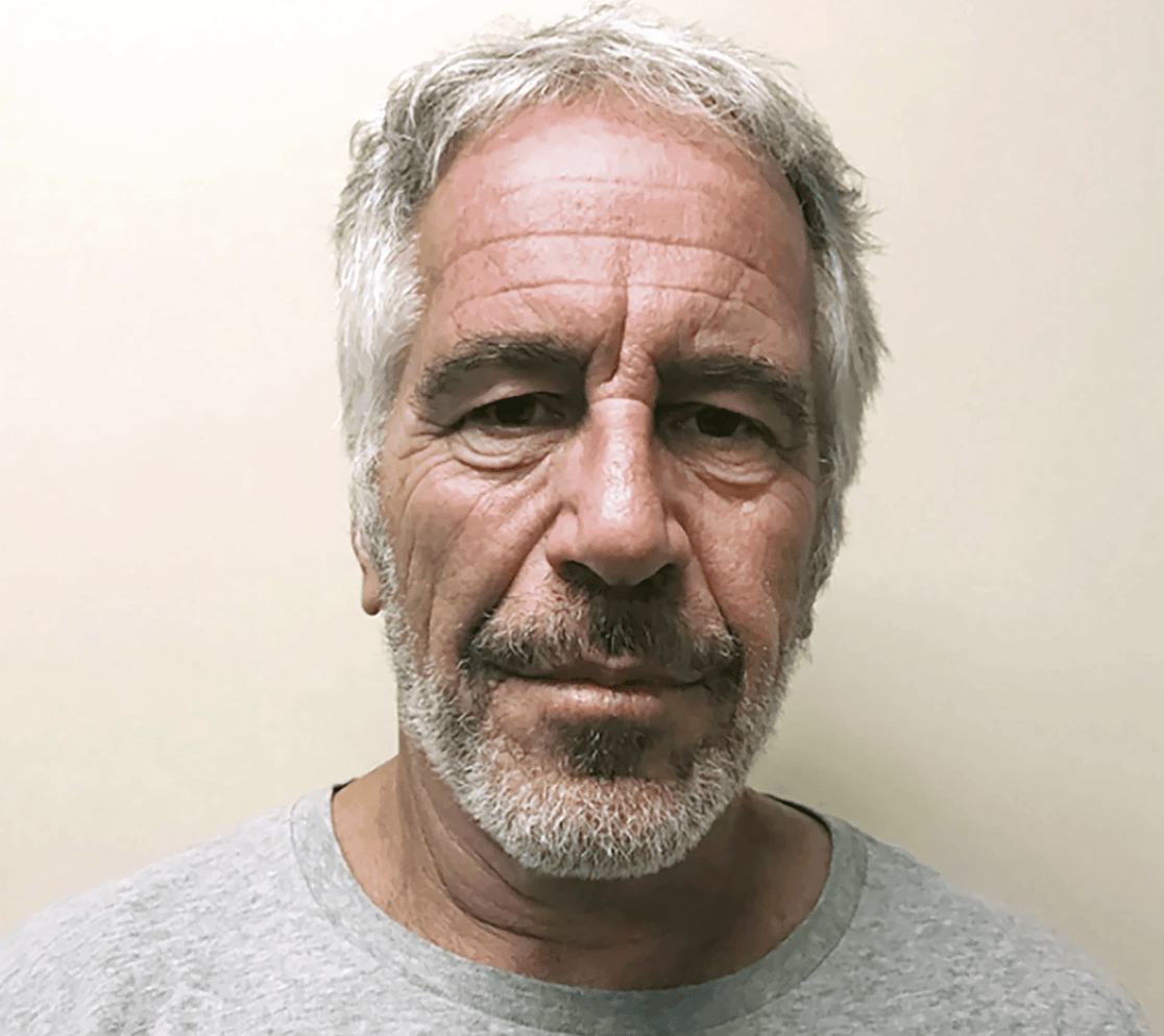 WNBA美国女子职业篮球联赛_继马斯克后WNBA美国女子职业篮球联赛,美众议长也罕见唱反调!一桩6年前的旧案,为何让特朗普阵营陷入危机?