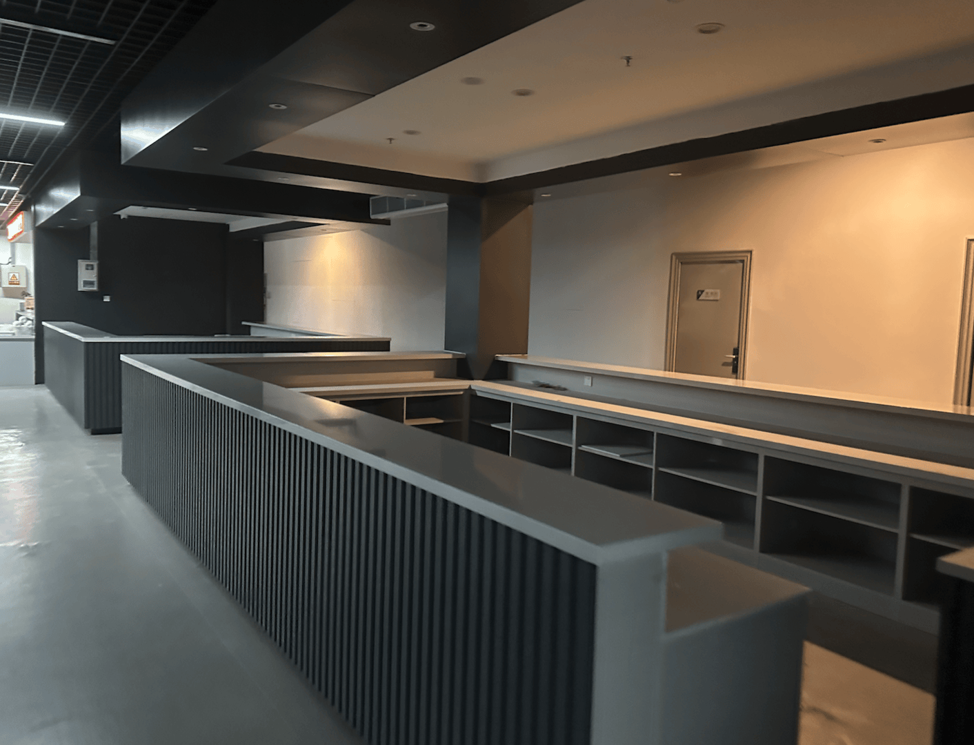 皇冠信用最新地址_多地规范无堂食外卖皇冠信用最新地址，记者探访：有店铺藏身农贸市场，有6家店在一个地址上