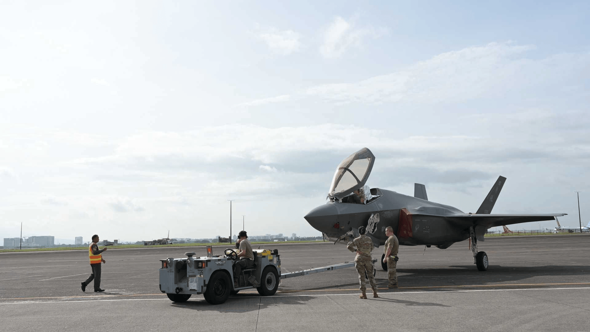 皇冠信用網开户_歼20制造了一批又一批皇冠信用網开户,歼35歼16加速生产,对于美军意味着什么?