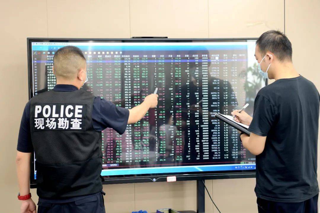 皇冠信用平台出租出售_武汉警方:已打掉一特大犯罪团伙皇冠信用平台出租出售!