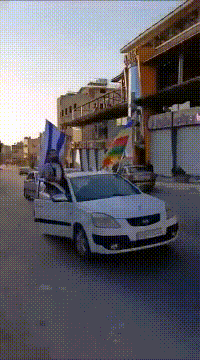 皇冠信用网开号_大战再起!5万大军不服皇冠信用网开号,冒着以色列空军大轰炸,猛攻叙利亚南部