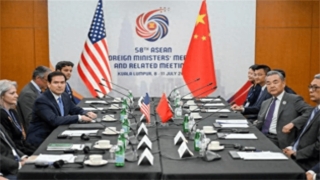 皇冠信用出租足球_亮出所有筹码给中国看!特朗普打定主意皇冠信用出租足球,要和中国促成“大交易”