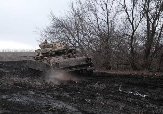 皇冠会员如何申请_6国雇佣军到齐皇冠会员如何申请,俄终于弄明白,攻不下基辅的原因,3万朝军已就位